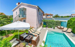 Lovely Home In Stinjan With Outdoor Swimming Pool